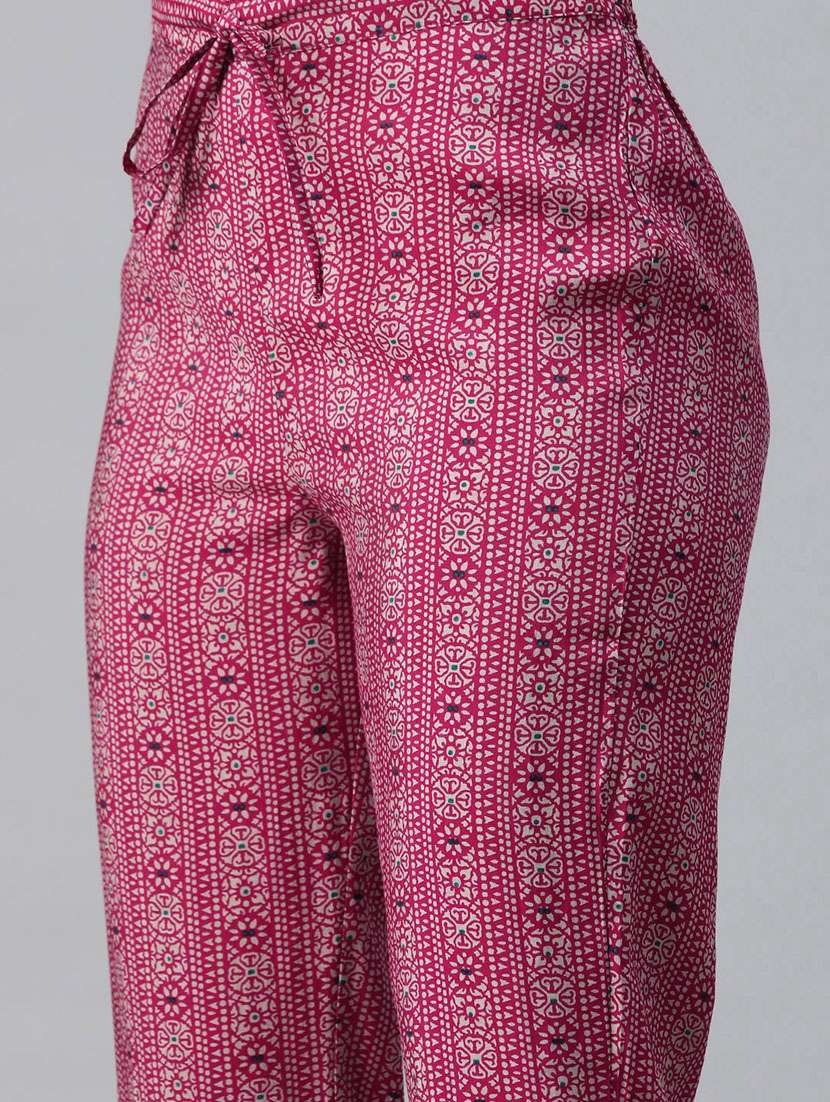 women three quarter sleeve kurta pant with dupatta set - 20930570 - Standard Image - 4