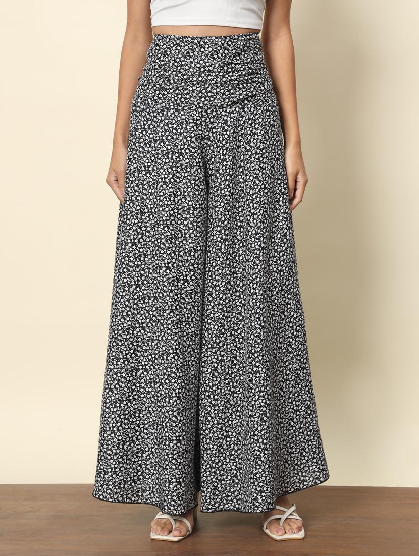 women floral print flared palazzo - 20944676 -  Zoom Image - 0