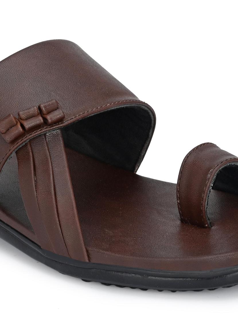 men slip on sandal - 20944860 - Standard Image - 4