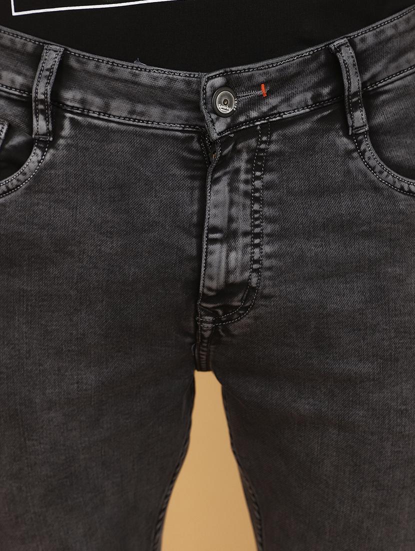 men mid rise washed denim jeans - 20946548 - Standard Image - 4