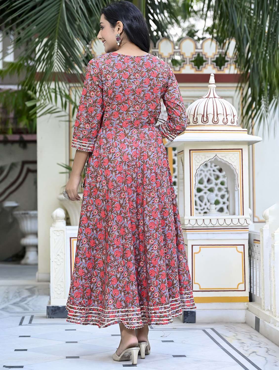 women grey florals printed flared dress - 20948158 -  Standard Image - 1