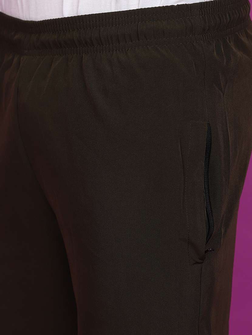 men cotton solids shorts - 20957460 -  Standard Image - 4