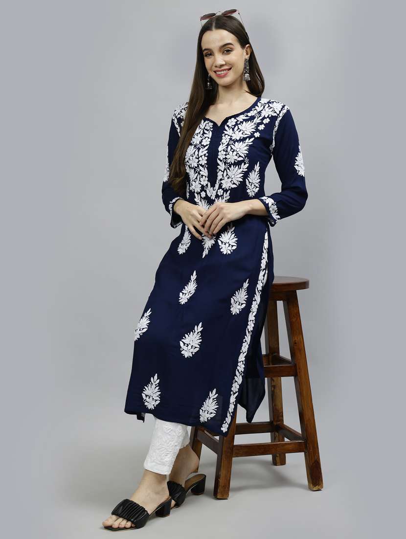 women three quarter sleeve straight kurta - 20957592 -  Standard Image - 4
