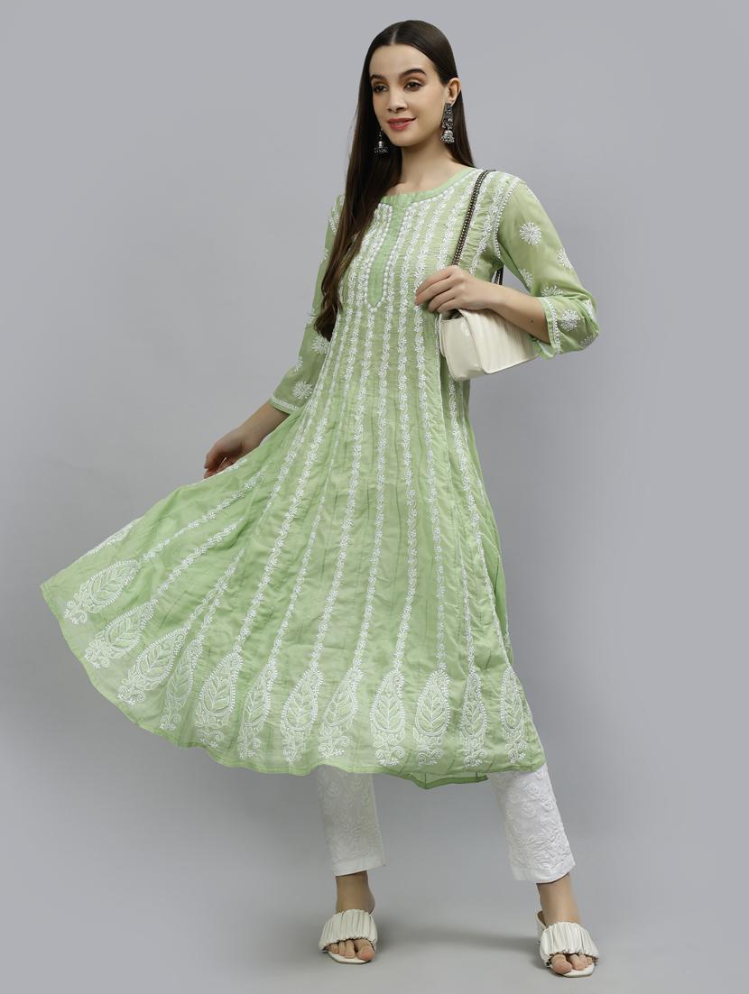 women three quarter sleeve anarkali kurta - 20957612 - Standard Image - 4