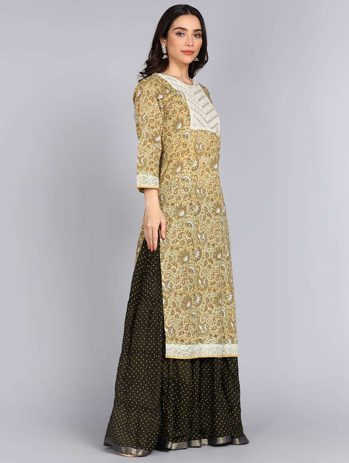 women yellow round neck straight kurta - 20957645 -  Standard Image - 1