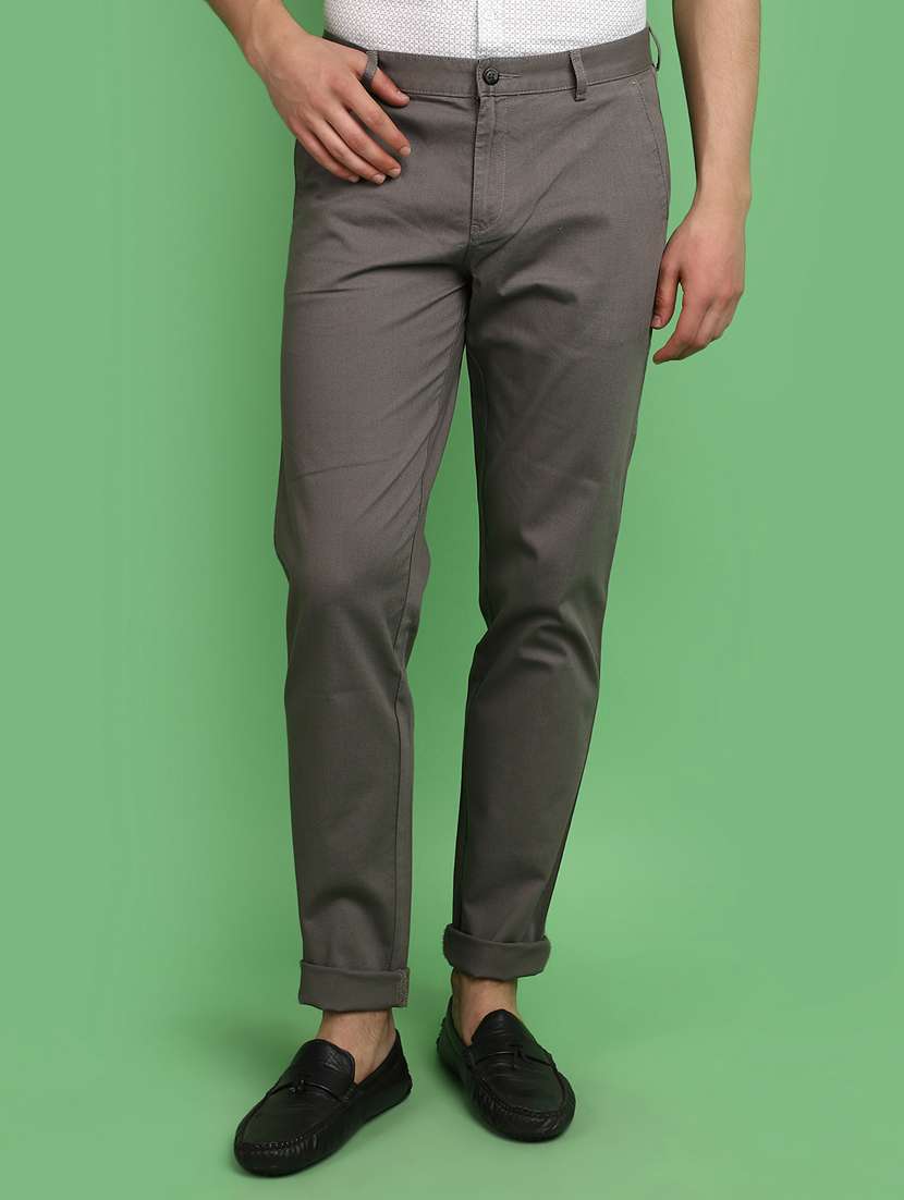 men solid full length chinos 