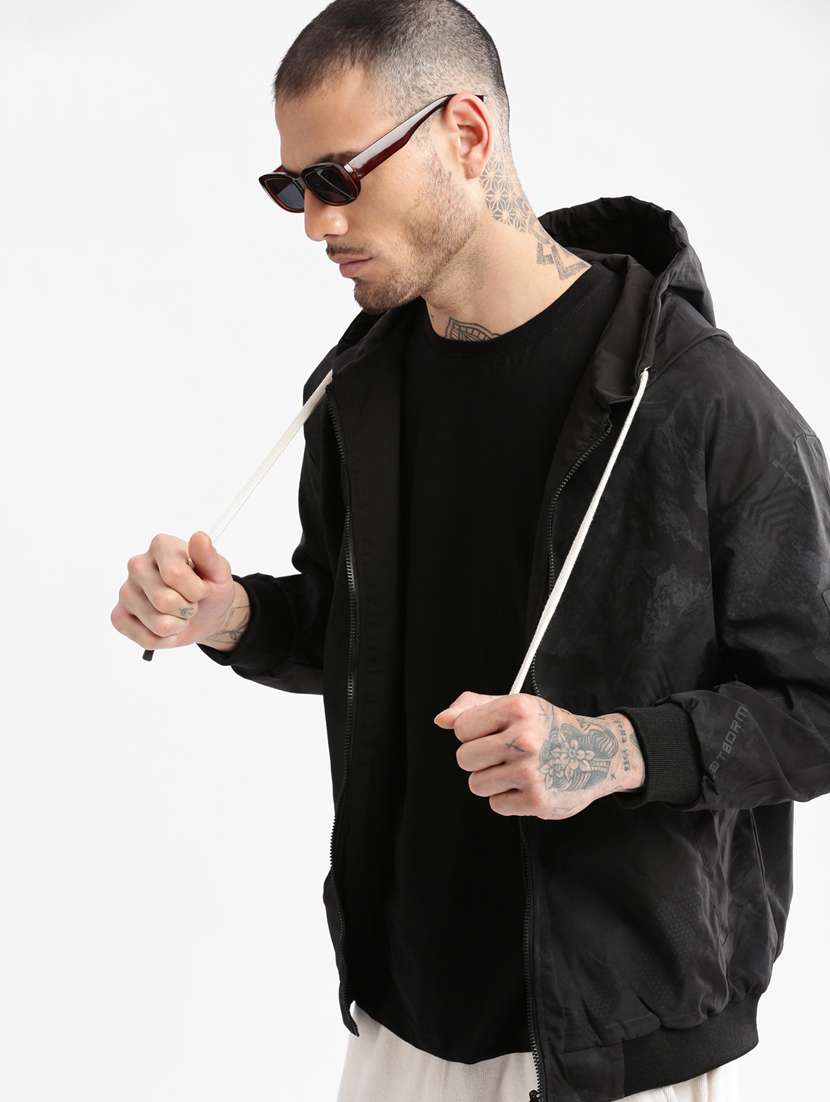 black back print casual jacket - 20960596 -  Standard Image - 4