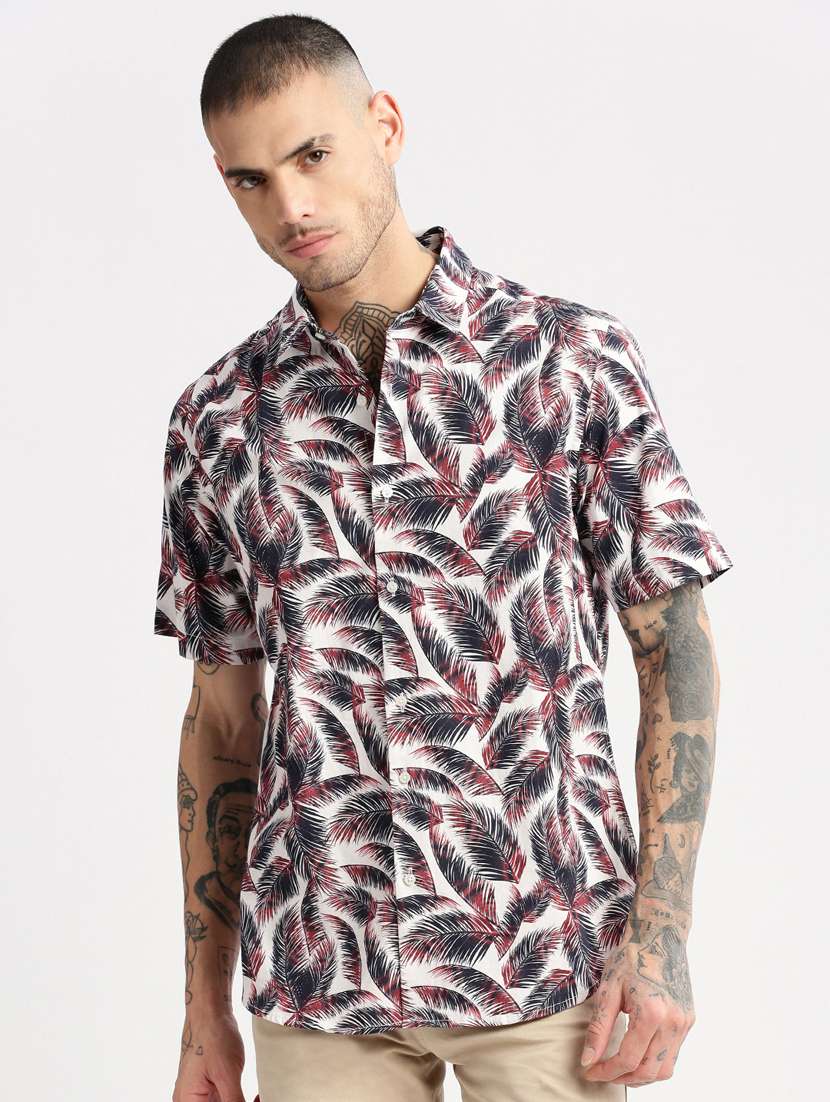 men white printed casual shirt