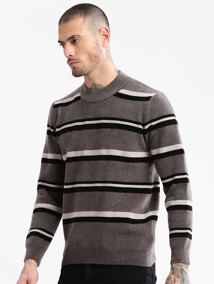 men long sleeved striped pullover - 20960847 -  Standard Image - 1
