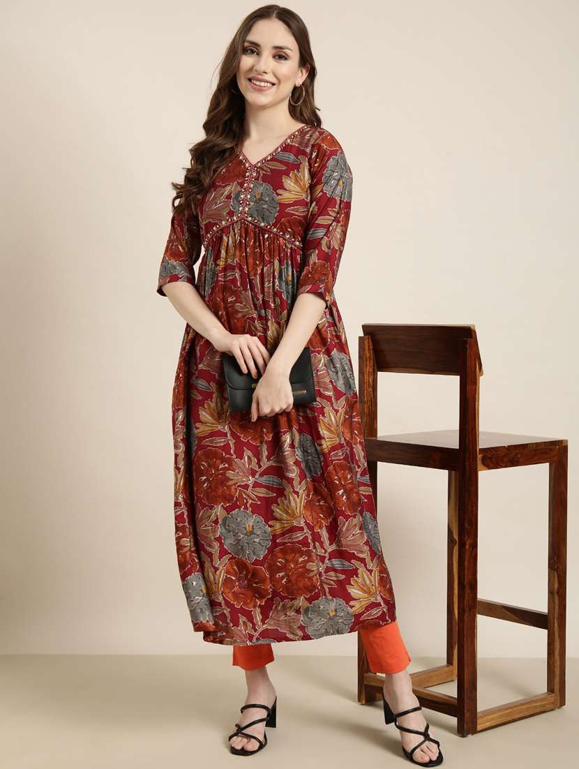 women maroon v neck flared kurta - 20960876 - Standard Image - 4