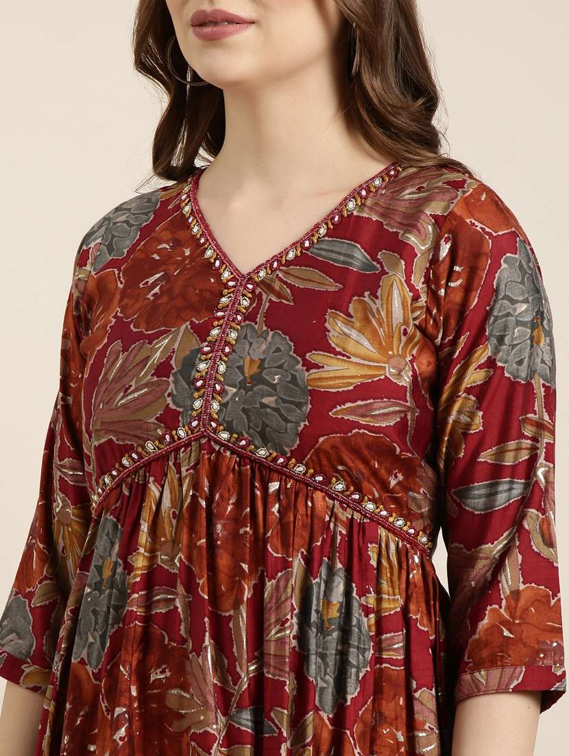women maroon v neck flared kurta - 20960876 - Standard Image - 6