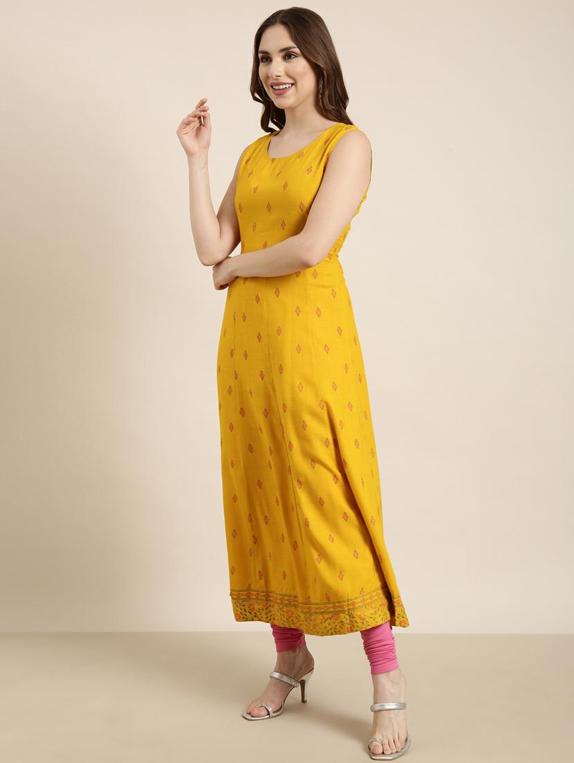 women sleeveless anarkali kurta with jacket - 20960880 - Standard Image - 1