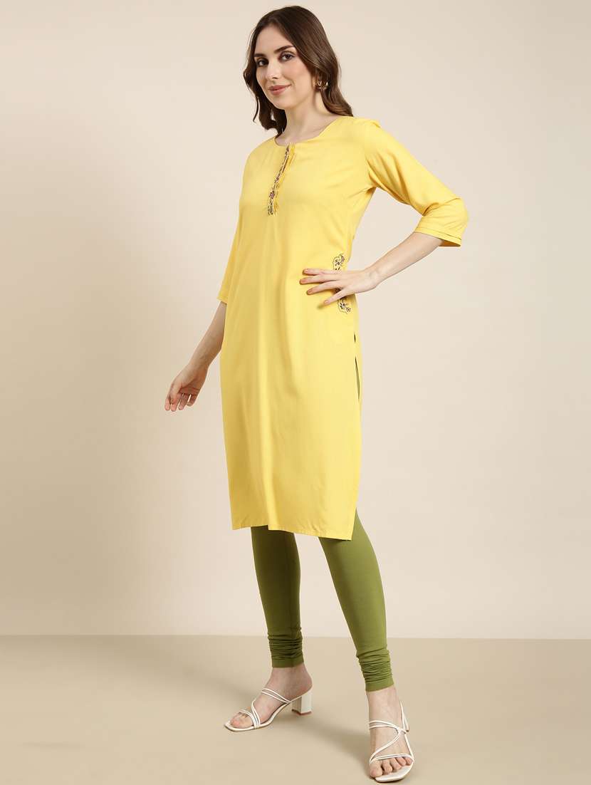 women three quarter sleeve straight kurta - 20960970 - Standard Image - 1