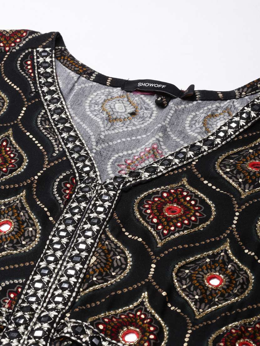 women black v neck flared kurta - 20961018 -  Standard Image - 6