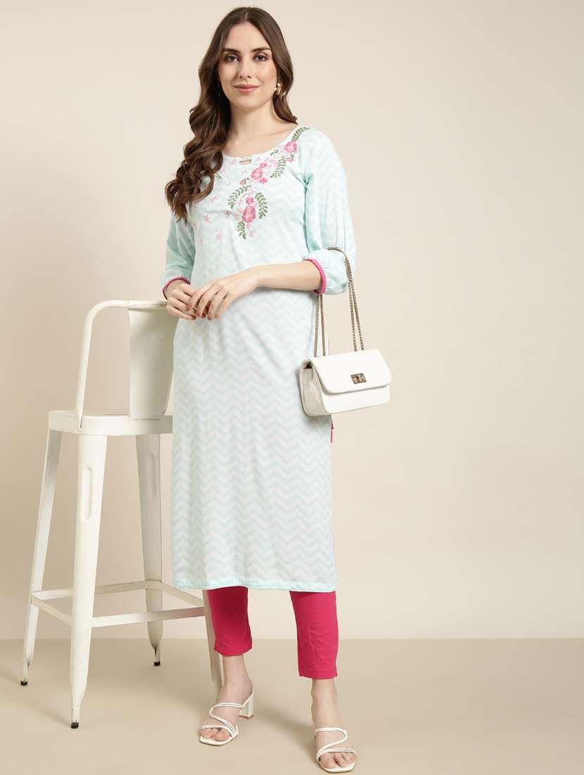 women three quarter sleeve straight kurta - 20961020 -  Standard Image - 4