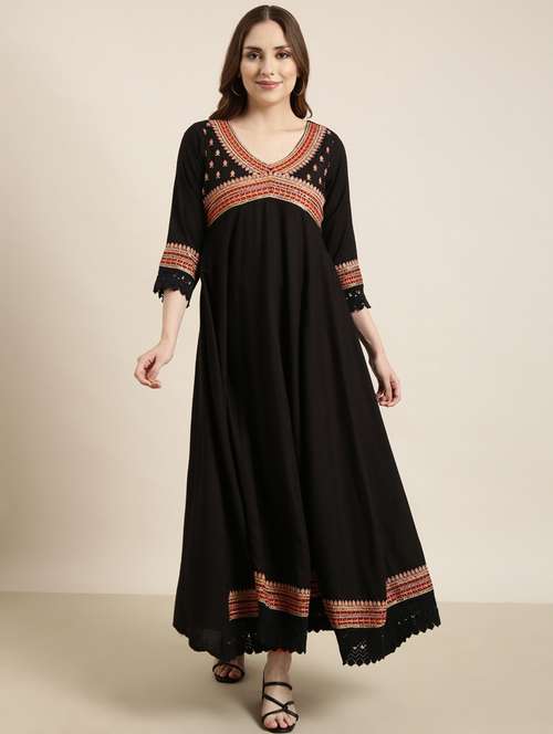 women black v neck flared kurta - 20961035 -  Standard Image - 0