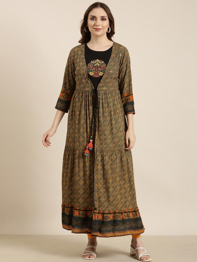 women black round neck a-line kurta with shrug - 20961063 -  Zoom Image - 0