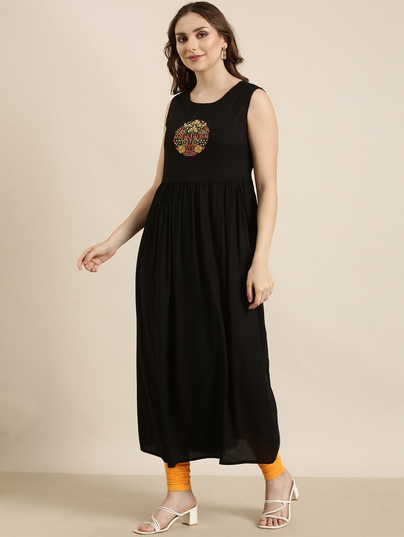 women black round neck a-line kurta with shrug - 20961063 -  Standard Image - 1