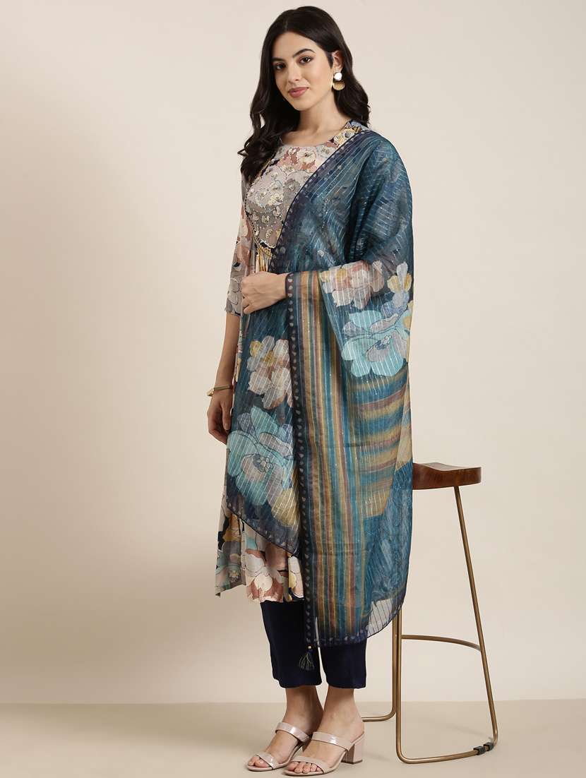 women floral round neck kurta pant set with dupatta - 20961146 -  Standard Image - 4