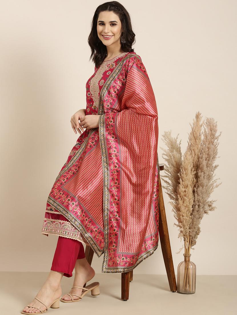 women floral round neck kurta pant set with dupatta - 20961148 - Standard Image - 4