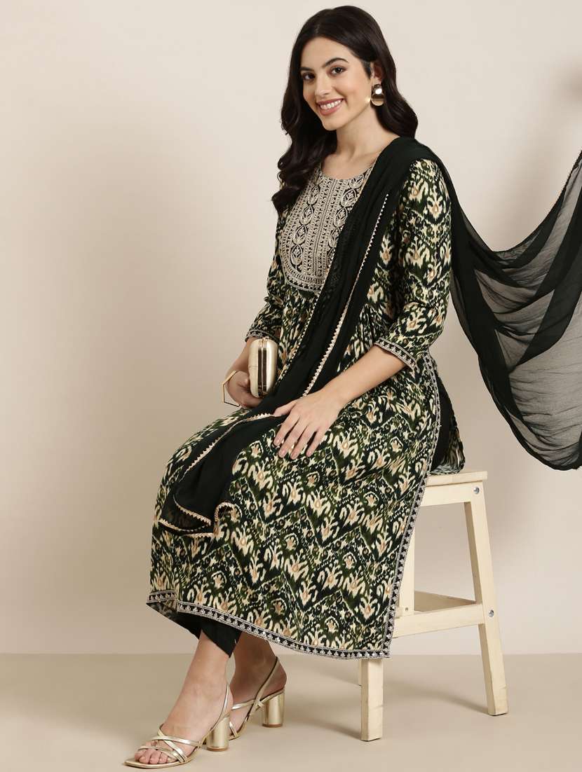 women ikat round neck kurta pant set with dupatta - 20961185 - Standard Image - 4