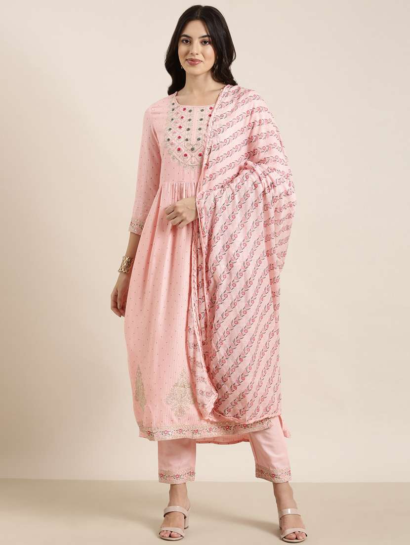 women embroidered kurta pant set with dupatta