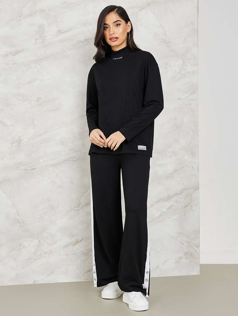 women solid t-shirt & trouser co-ords set