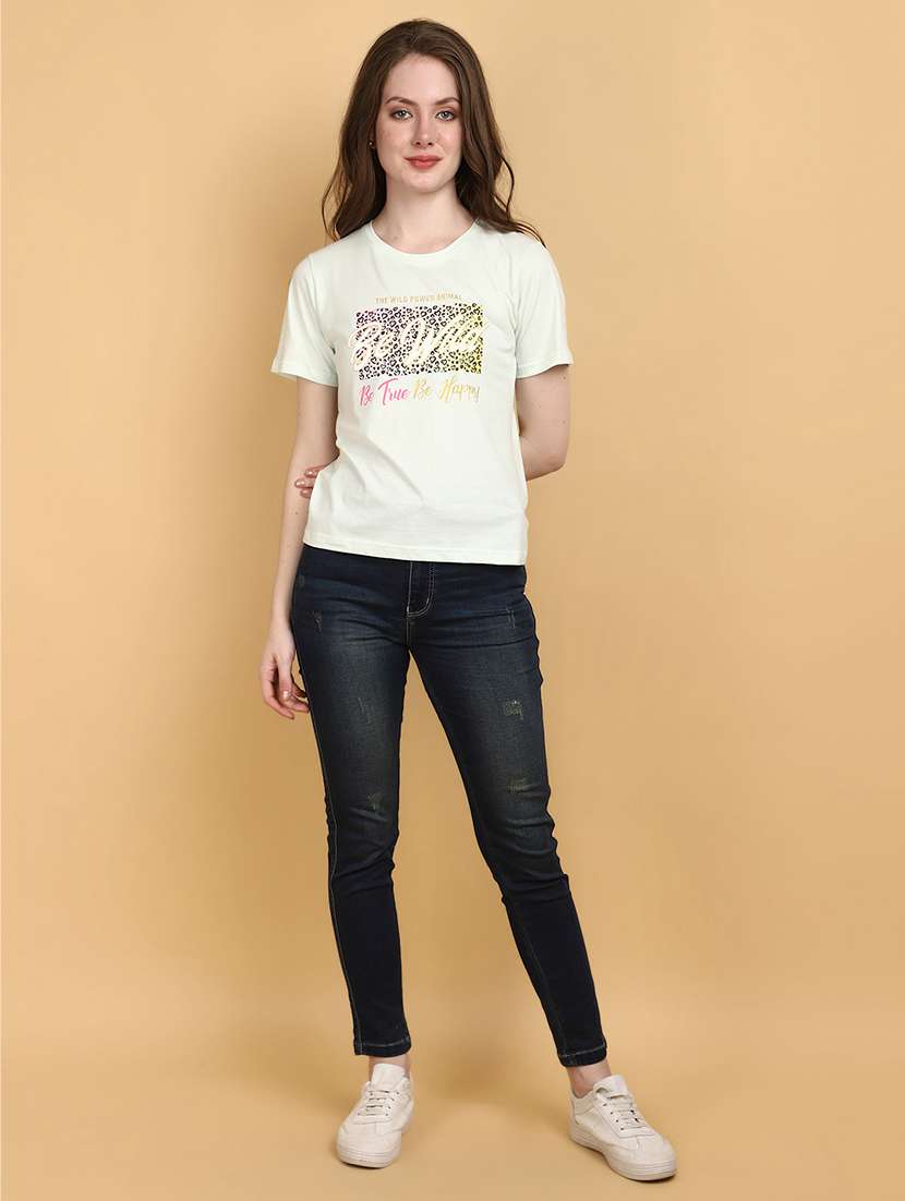 white cotton chest print t-shirt - 20962360 -  Standard Image - 4