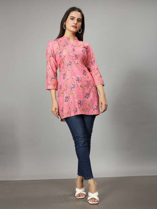 women three quarter sleeve straight kurti - 20962527 -  Standard Image - 0