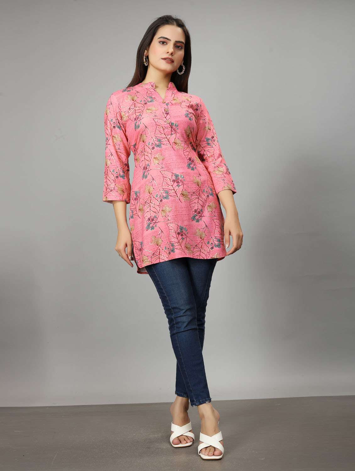 women three quarter sleeve straight kurti