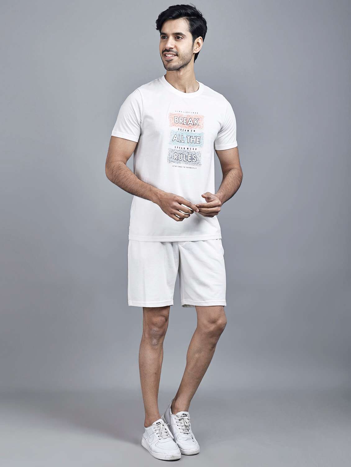 white printed detailed t-shirt & shorts set - 20962810 -  Standard Image - 1