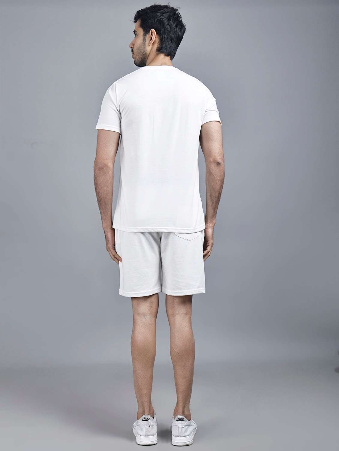 white printed detailed t-shirt & shorts set - 20962810 -  Standard Image - 4