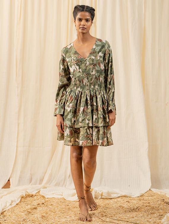 women green v neck printed fit & fare dress - 20966080 - Zoom Image - 0