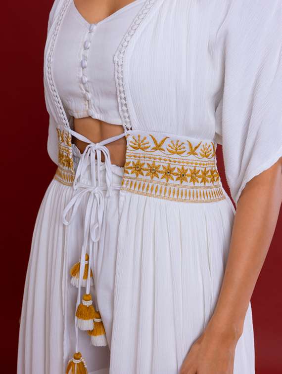 solid white top & shorts with embroidered detailed jacket - 20966127 - Standard Image - 4