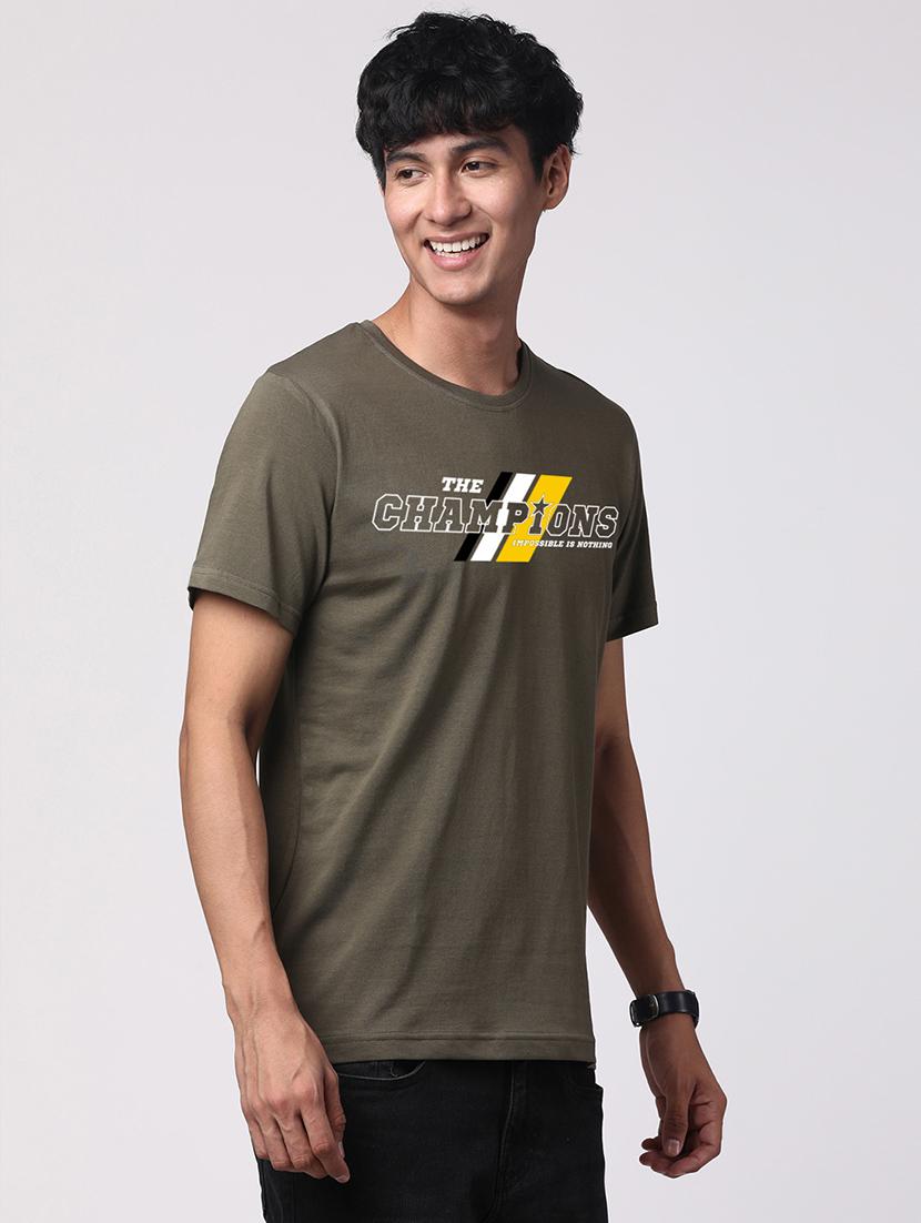 men round neck chest print t-shirt - 20966248 - Standard Image - 1