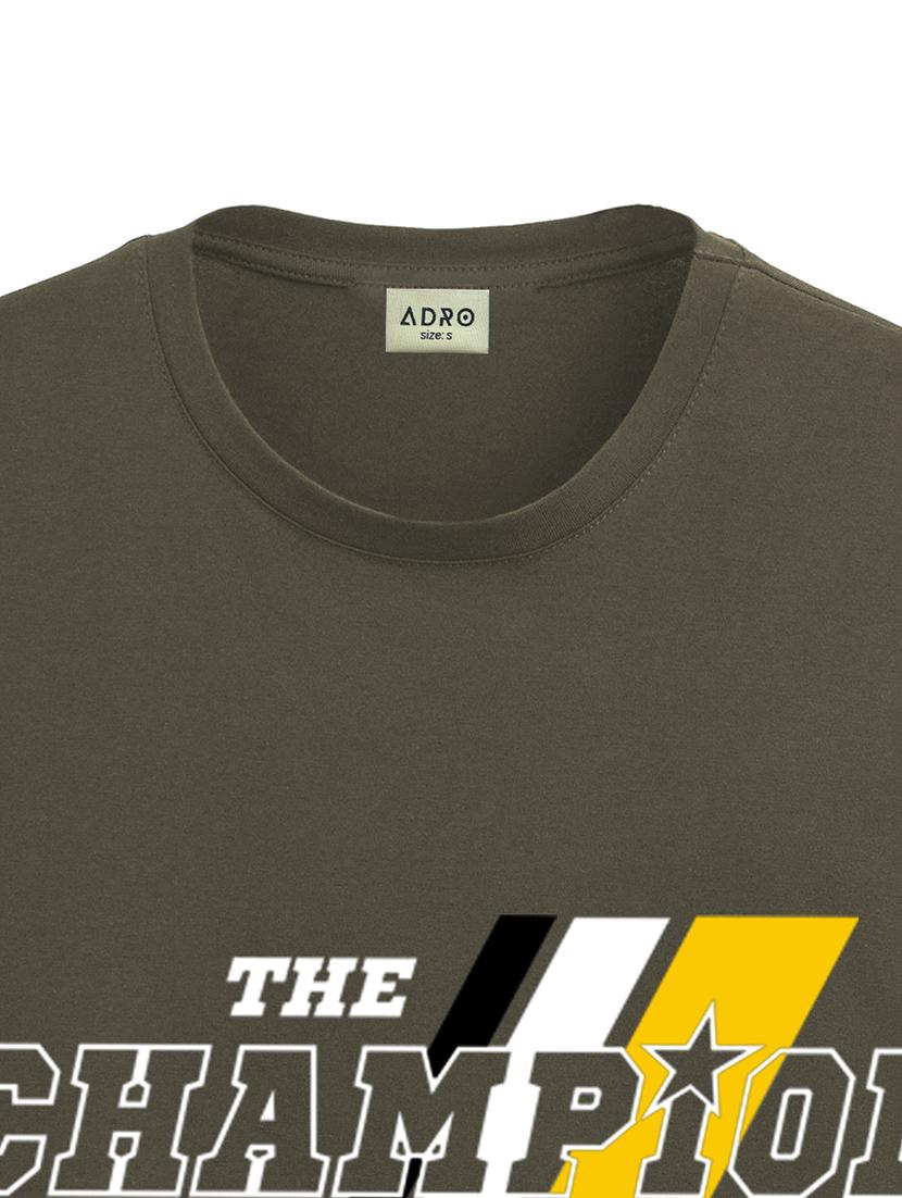 men round neck chest print t-shirt - 20966248 - Standard Image - 4
