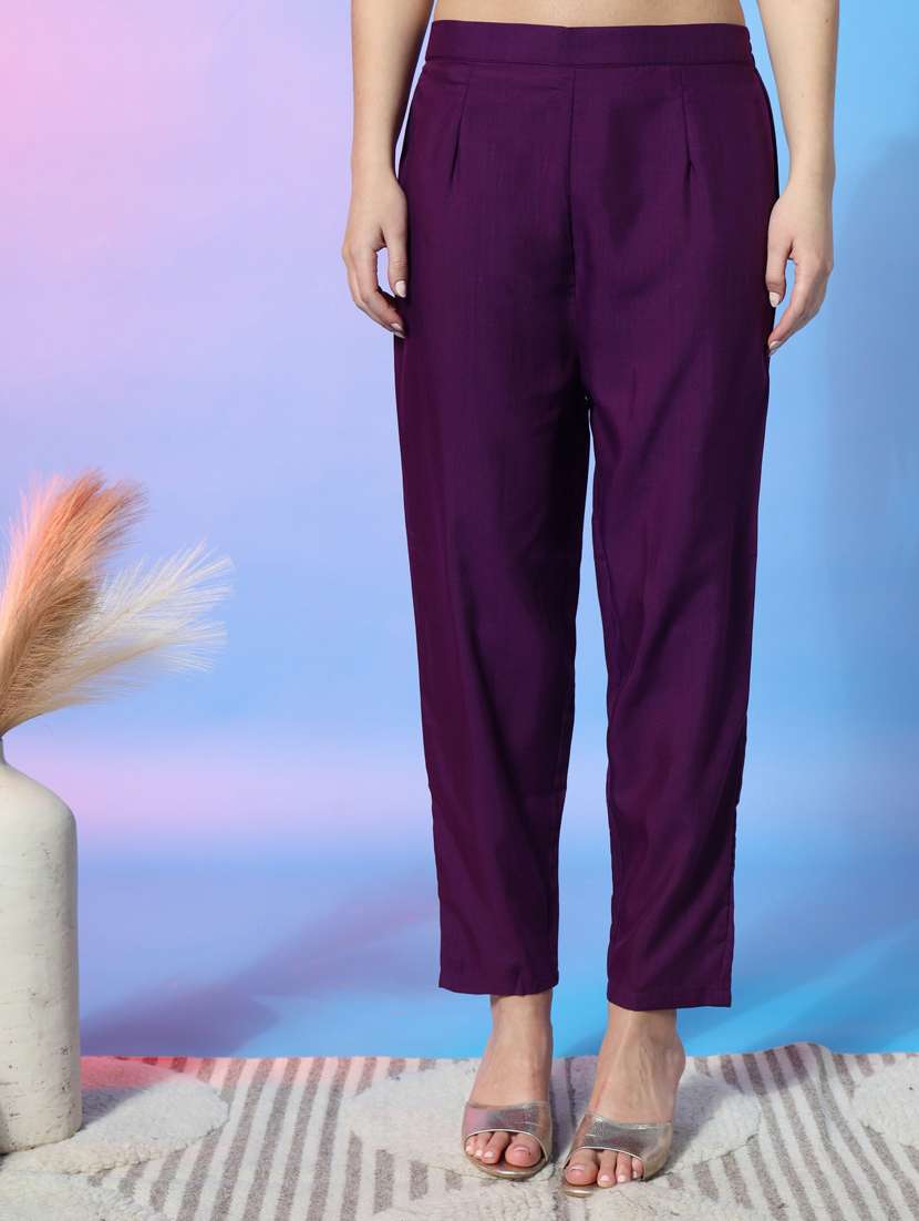 women embroidered kurta pant suit set - 20968494 -  Standard Image - 4