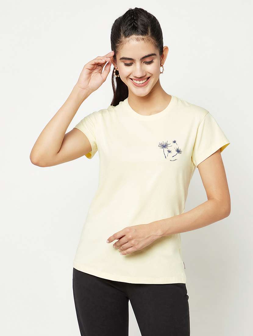 yellow placement print detailed regular t-shirt