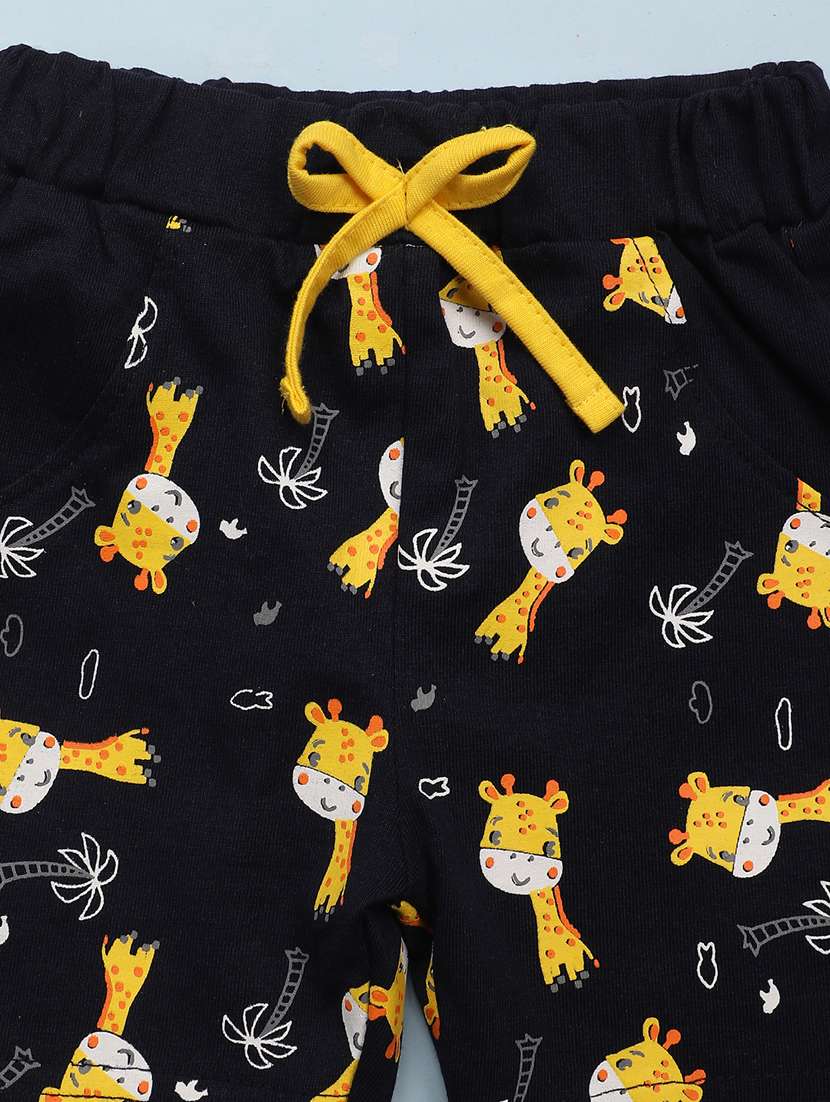 boys multicolored printed set of 2 shorts - 20970550 -  Standard Image - 4