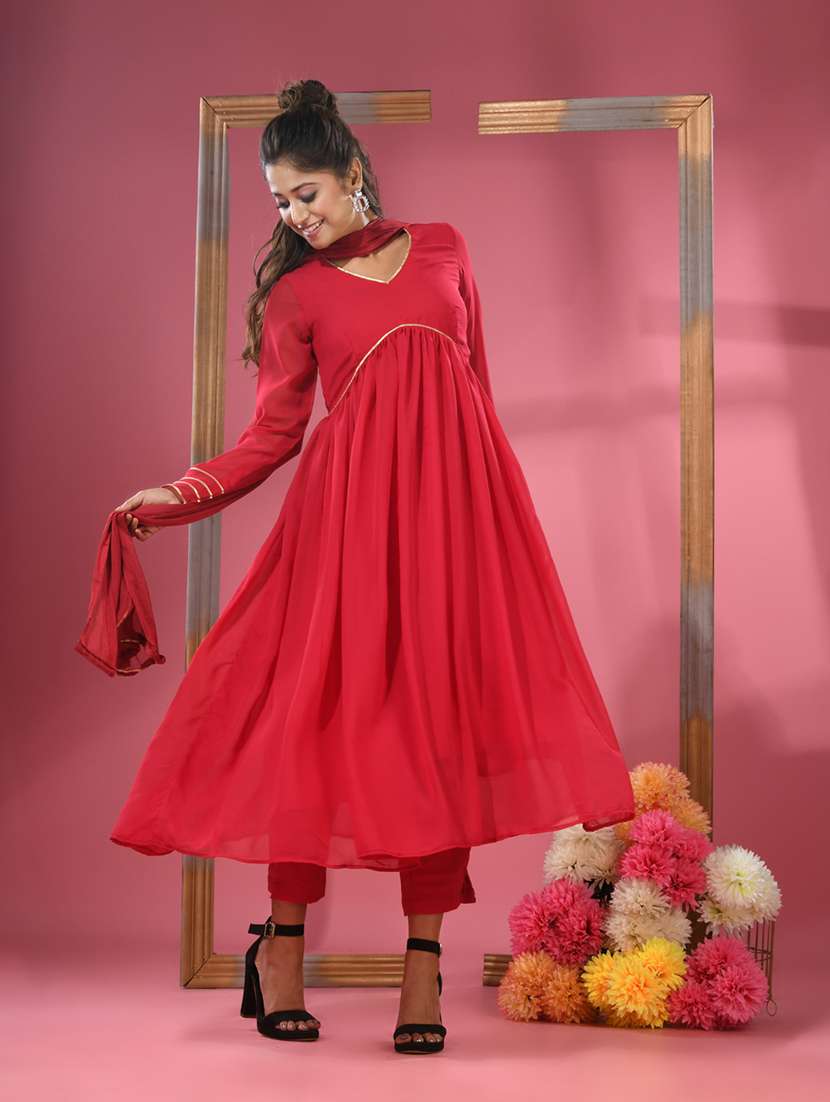 women solidl v neck kurta pant set with dupatta - 20970871 -  Standard Image - 1