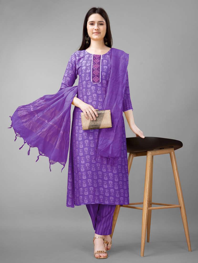 women three quarter sleeve kurta pant set - 20971628 -  Standard Image - 1