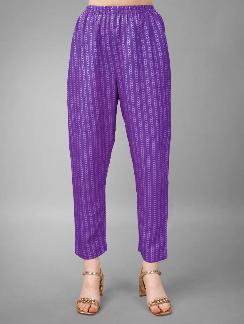 women three quarter sleeve kurta pant set - 20971628 -  Standard Image - 4