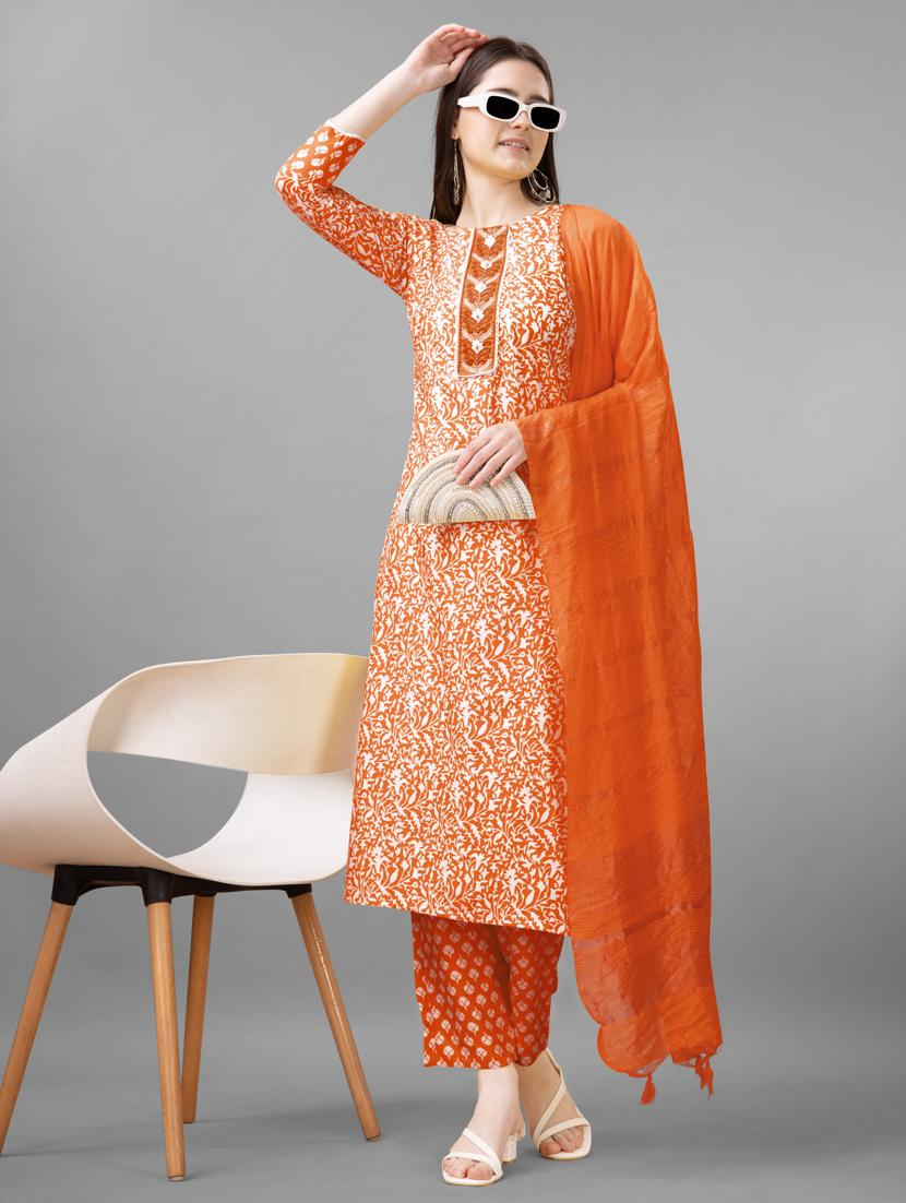 women three quarter sleeve kurta pant set - 20971633 -  Standard Image - 1