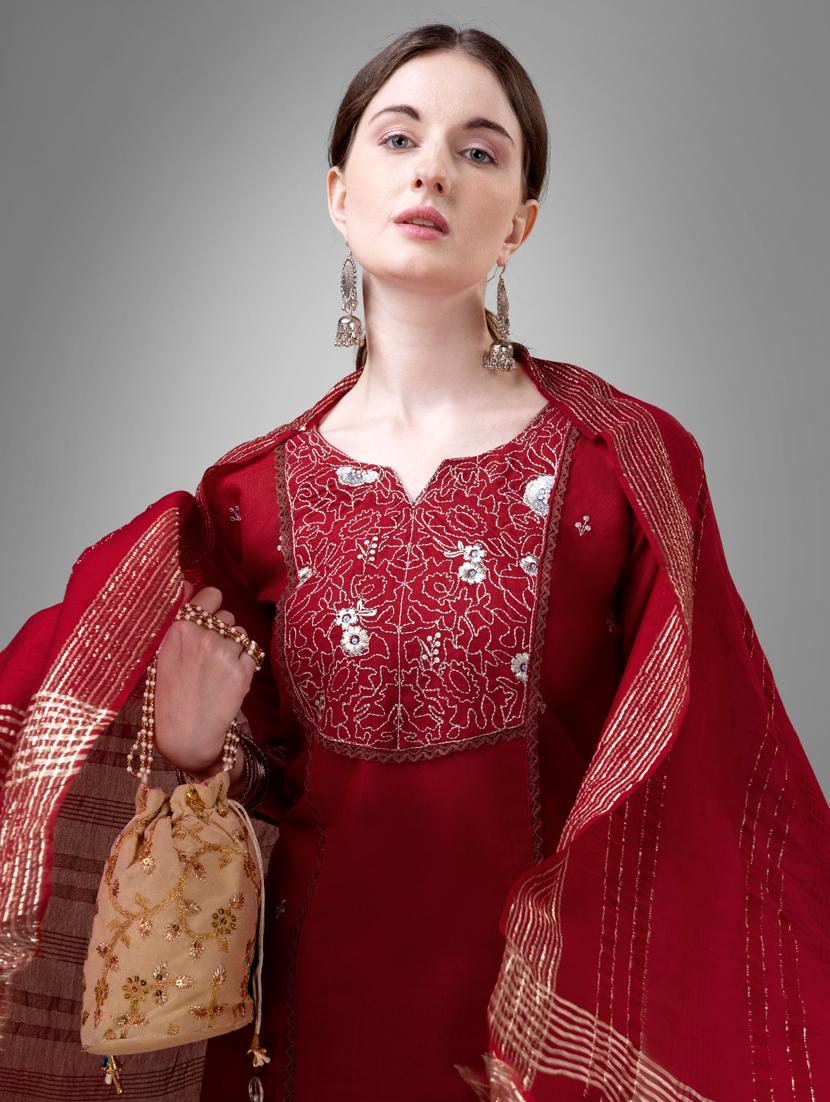 women embroidered kurta pant suit set - 20971696 - Standard Image - 4