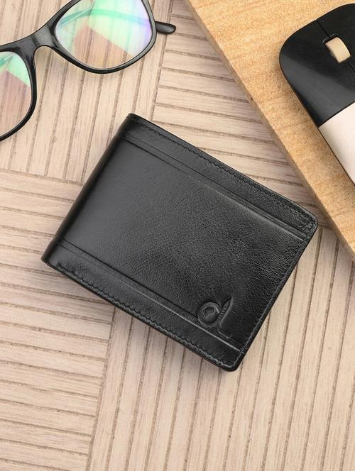 black leather wallet - 20980359 - Standard Image - 0