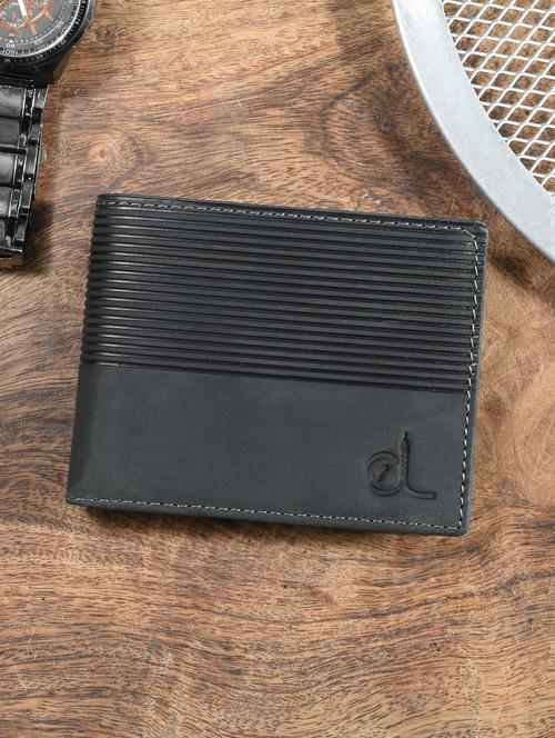 grey leather wallet - 20980367 -  Standard Image - 0