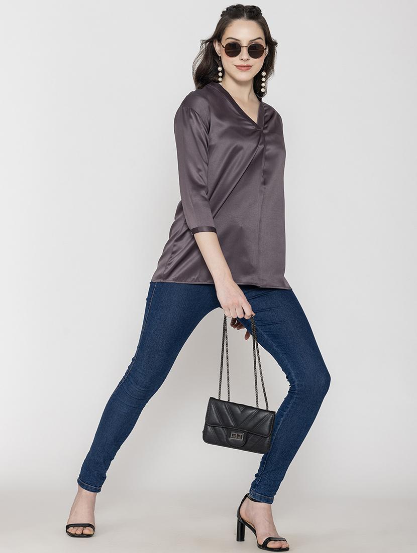 women v neck solid regular top - 20982201 - Standard Image - 4