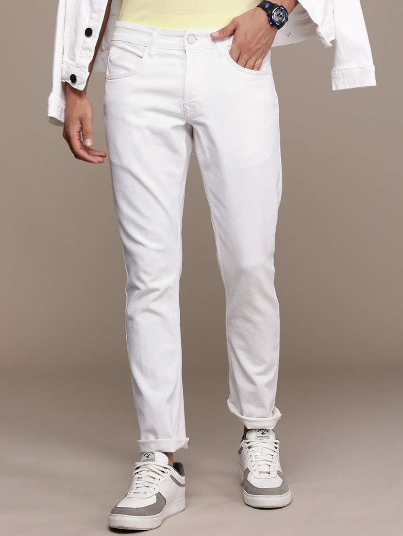 men solid mid rise cotton jeans - 20983245 - Zoom Image - 0