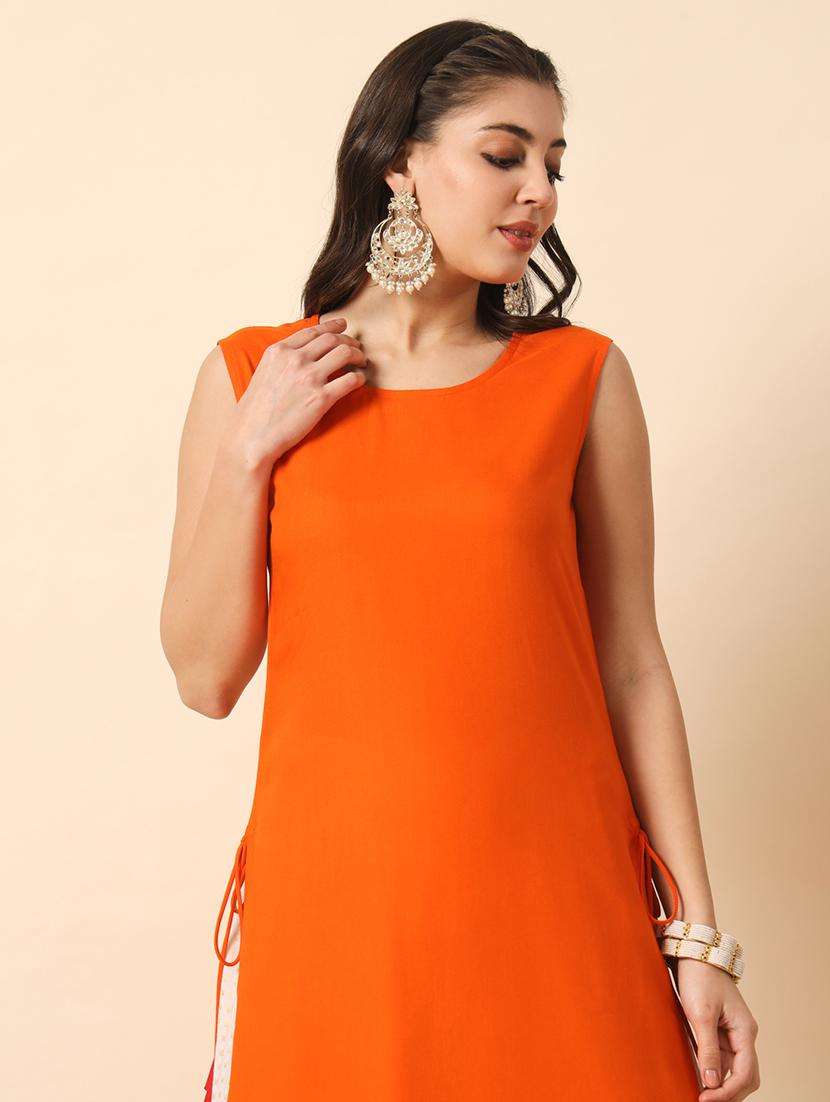 women solid sleveless straight kurta - 20996152 -  Standard Image - 1