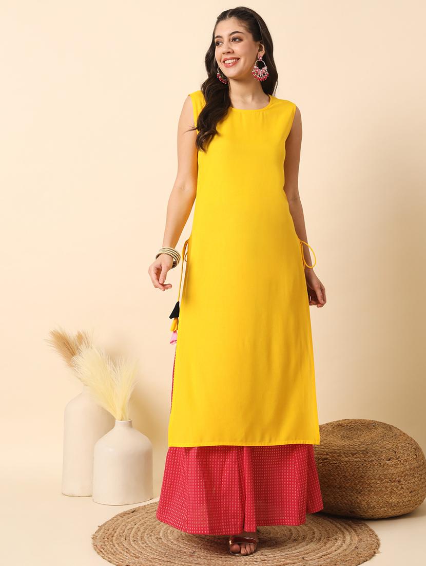 women solid sleveless straight kurta - 20996154 -  Zoom Image - 0